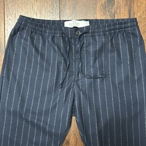 TopMan Stretch Skinny, Navy Blue Pinstripe Men’s Pants Size 36 Like New.